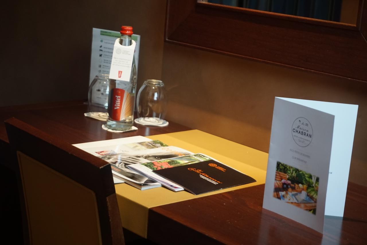 Hotel & Restaurants - Maison Chabran Pont-de-lʼIsère 외부 사진